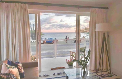 Pos Chiquito Apartment | Bella Horizonte - Beachfront 1