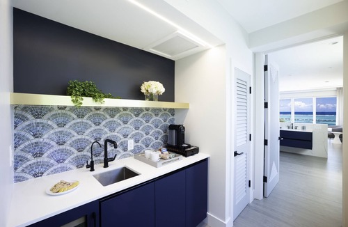 Bodden Town Hotel | Black Urchin