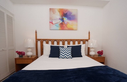 Rockley Apartment | BLUE HAVEN 2- 2 BR CONDO ROCKLEY near BEACH W/POOL