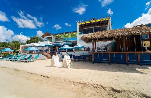 Negril Hotel | Blue Skies Beach Resort