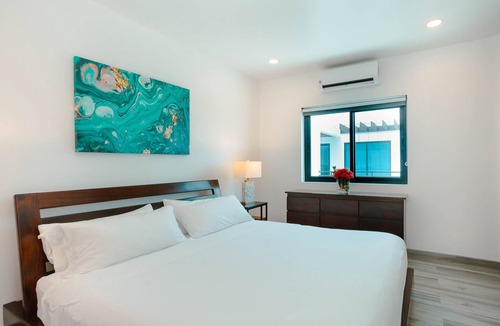 Caye Caulker Hotel | BluZen