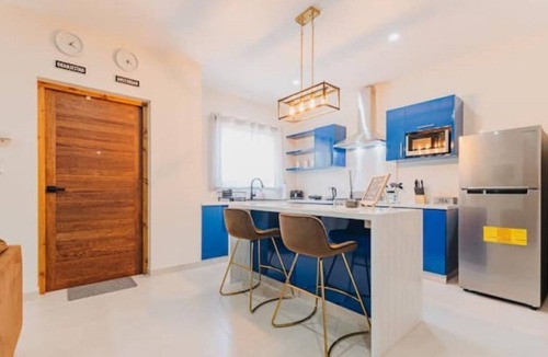 Tanki Leendert House | Brand New 2bd , plunge pool, outdoor seating, free parking