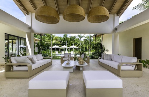 Los Lagos Villa | Brand New 6 Bedroom Villa w/Chef included! Steps from the Beach!