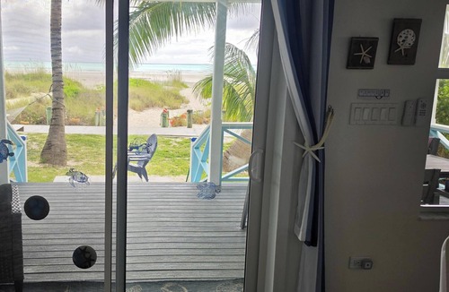 Spanish Wells Cottage | Brand New Construction - Sweet & Salty Beach Cottage/Steps to Turquoise Waters