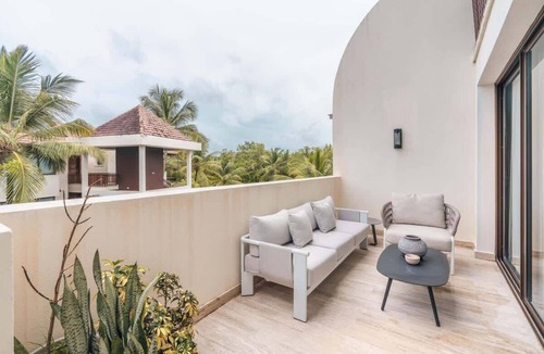 Portillo Apartment | Bright Beachfront Apartment in Las Terrenas