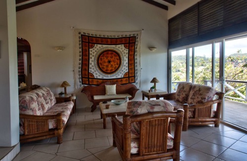 Calvigny Villa | Bright & Breezy Family Friendly Villa