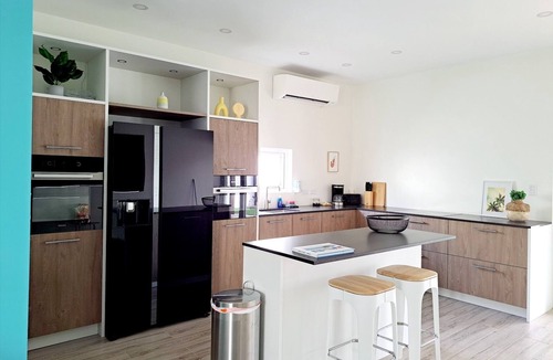 Bubali Villa | Buba Villa 1 with 3 Master Bedrooms within walking distance of Eagle Beach