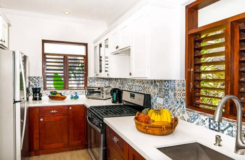 Summerfield Villa | Buttonwood Reef Villa