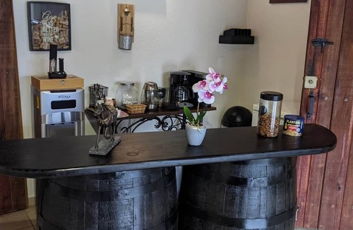 La Vega Province House | Canary Suite - Brisal Mountain Retreat
