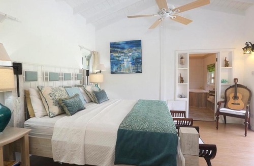 Cap Estate Villa | Cap Estate Villa Sleeps 10 with Pool Air Con and WiFi