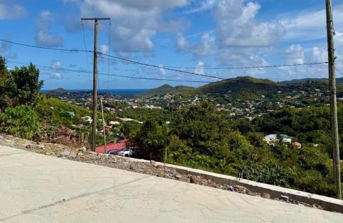 Bois d'Orange Villa | Careffe Gardens Breezy Hilltop Villa