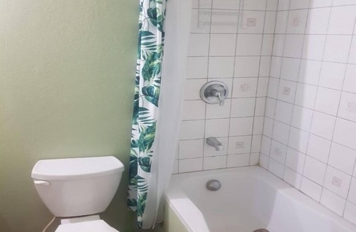 Marisule House | Careffe Suites Studio 4 - 5 mins to from Rodney Bay Village