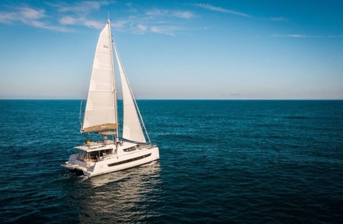 Belize City Boat Rental | Caribbean Bliss: Sun-soaked Sailing Adventure from Belize to Cayo Ámbar Gris, San Pedro