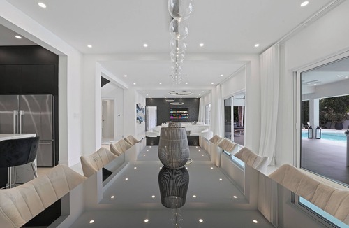 Los Lagos Villa | CASA OCHO/Cacique 8