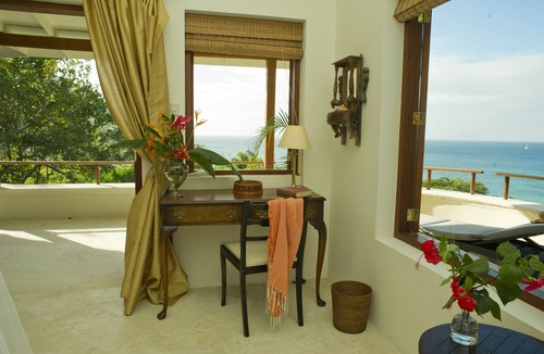 Lower Bay House | CASSAVA on Bequia. Stunning sea views in relaxed luxury with steps to sand beach