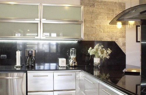 Condado Apartment | cdCulinary Escape, Prime Location, Pool, Beach Access & Nearby Restaurants