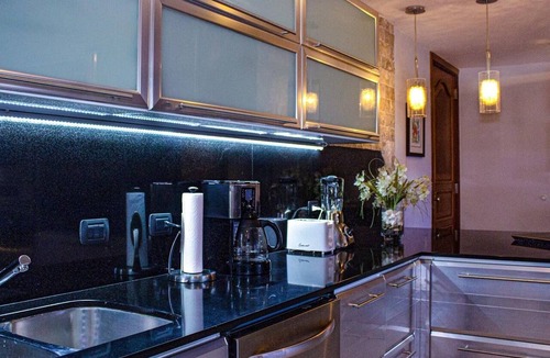 Condado Apartment | cdCulinary Escape, Prime Location, Pool, Beach Access & Nearby Restaurants