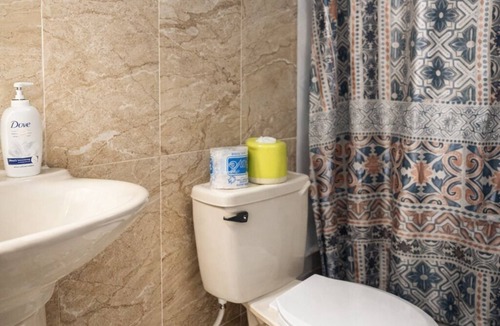 Runaway Bay Apartment | Centrally Located 1-BR Guest Suite, Sleep 3 w Local Treats