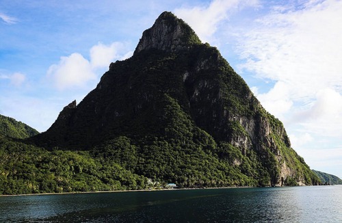Soufriere Quarter Apartment | Charming 1-bedroom apartment with WiFi, AC in wonderful Soufriere