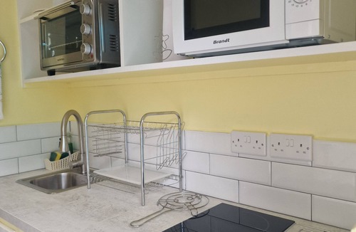 Soufriere Quarter Apartment | Charming 1-bedroom apartment with WiFi, AC, swimming pool, in lovely Soufrière