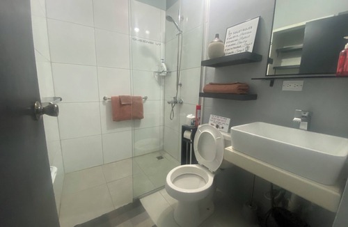 Saint Andrew House | Charming 1-bedroom house with WiFi and AC in welcoming Kingston