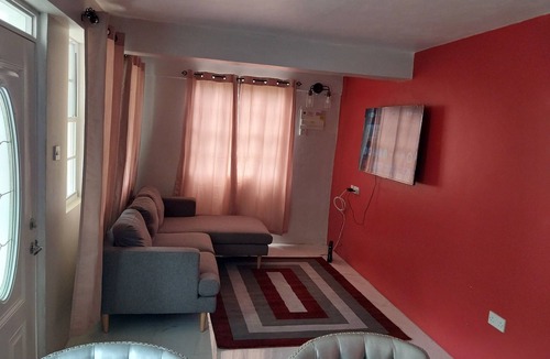 Castries Quarter Apartment | Charming 2-bedroom apartment in Ti Chimen, Babonneau with WiFi, AC, Hot Water.