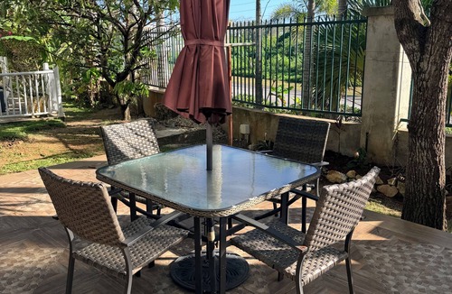 Orange Bay House | CHARMING 2 BEDROOM HOME: 3 BEDS, SLEEPS 1-5, 24hr SECURITY, PRIVATE POOL & BEACH