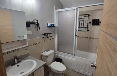 Montego Bay House | Charming 2-bedroom bungalow with WiFi and AC in Montego Bay