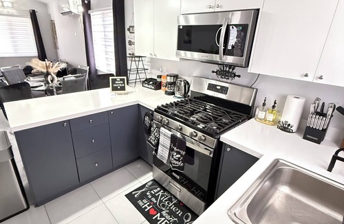 Old Harbour House | Charming 2-bedroom house with AC in Old Harbour Whim Estates