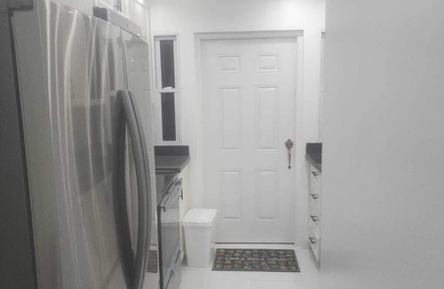 Portmore House | Charming 3-bedroom house with WiFi, AC in enjoyable Portmore