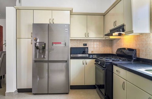 Opal House | Charming 3-bedroom house with AC and WiFi in Noord