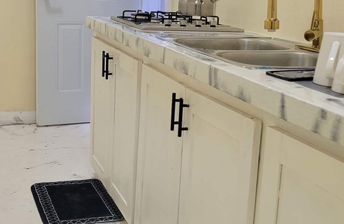 St. George's Apartment | Charming apartment with AC in beautiful St. George's