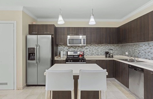 Palm Beach Apartment | Chic 2-bedroom apartment in the heart of Palm Beach