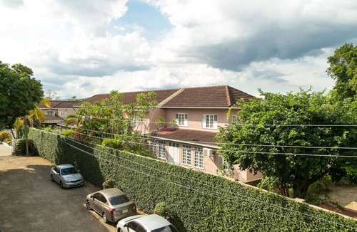 New Kingston Apartment | Choose To Be Happy at Seymour #9 - Studio Apartments w Pool