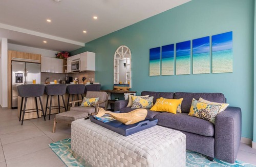 Oranjestad-West Condo | City.Beach. Eat.Shop & Repeat.Discover all in here