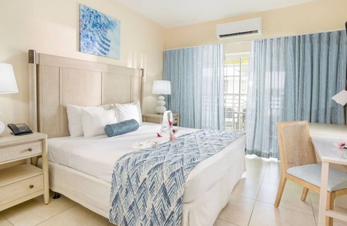 Rodney Bay Hotel | Come Create Memories w/Fun-filled Adventures at this Paradise! Parking, Pool!