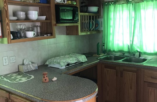 St. Patrick Cottage | Come enjoy the beauty of Bathway Beach!