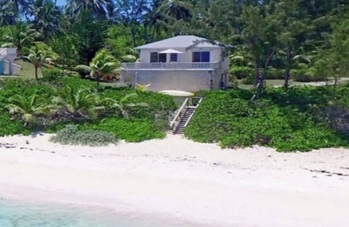 North Palmetto Point Cottage | Conch'd Out Beach Cottage: Semi-private beach. Ocean views. Adults only.