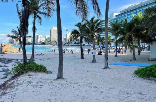 Condado Apartment | Condado Beachfront apartment with pool access