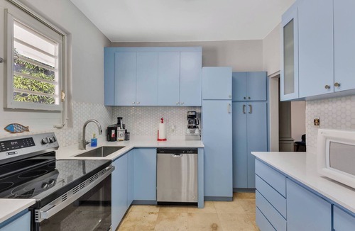Santurce House | Condado Villa 5Bd 3Ba | Spa/Generator/Parking