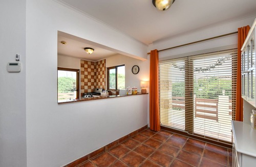 Ayo House | Connect with nature while you relax with an amazing sunset view.