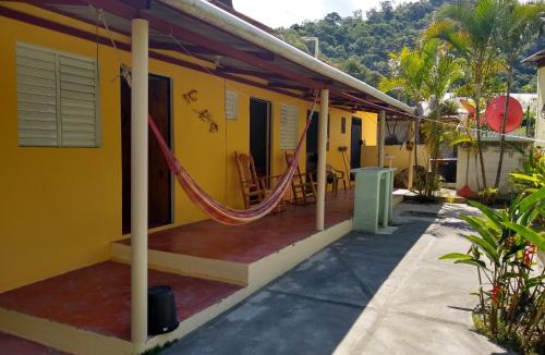 Rancho Arriba Bed & Breakfast | Conrado's Guesthouse B&B
