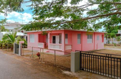Stella House | Coral Casa just one block from the beach