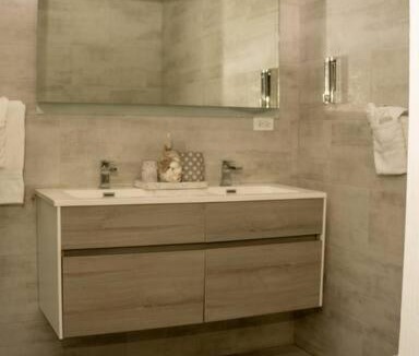 Portmore Villa | Coral Paradise