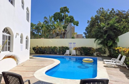 Costambar Apartment | Costambar Ocean Breeze - Beachfront Apartment with Pool