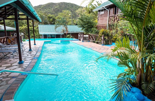 Marigot Bay Cottage | Cottage in Marigot bay 2 mins walk to the beach