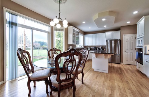Cedar Hills House | Country Retreat Near Nike & Intel 3400 SF 6BR 1st Floor BR 15% Off