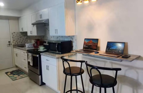 Portmore Apartment | Cozy 1-bedroom Bayfront Apartment in Portmore with Private Balcony