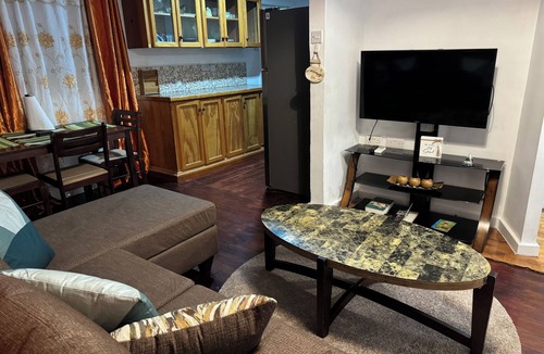 Crochu House | Cozy 2-bedroom house among the trees With WiFi and AC, Close to a Beach