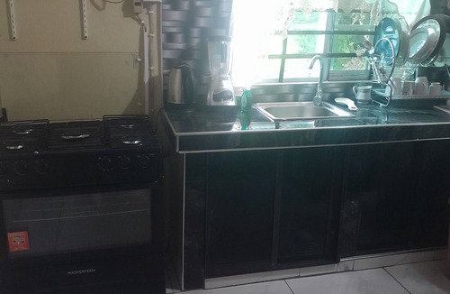 Portmore Apartment | Cozy 3-bedroom apartment in welcoming Portmore with WiFi, AC